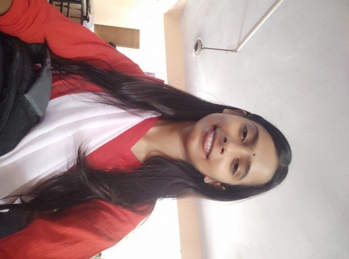 Jaya Pandey  home tutor in Prayagraj.